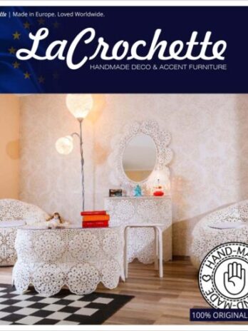 La Crochette – Set Mobilier unicat pentru living. Produsele.La Crochette sunt realizate manual in Europa (Romania) de J.S.ArtDesign. Croșetate manual din bumbac 100%, întărite cu rășini epoxidice care le oferă rezistența necesară pentru utilizare, piesele de decor handmade și mobilierul de accent La Crochette sunt concepute pentru a adăuga acea senzație specială de căldură în fiecare casă. Toate produsele LaCrochette pot fi curățate cu ușurință cu apă și detergent obișnuit. La Crochette Stil: Art Deco, Clasic, Contemporan, Artizanat Materiale: 100% bumbac ranforsat cu rasini epoxidice